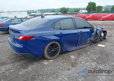 2025 Toyota Camry Se z USA, uszkodzony, nr VIN 4T1DAACK1SU115280